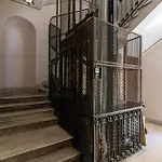 Nest House Prati 아파트 *